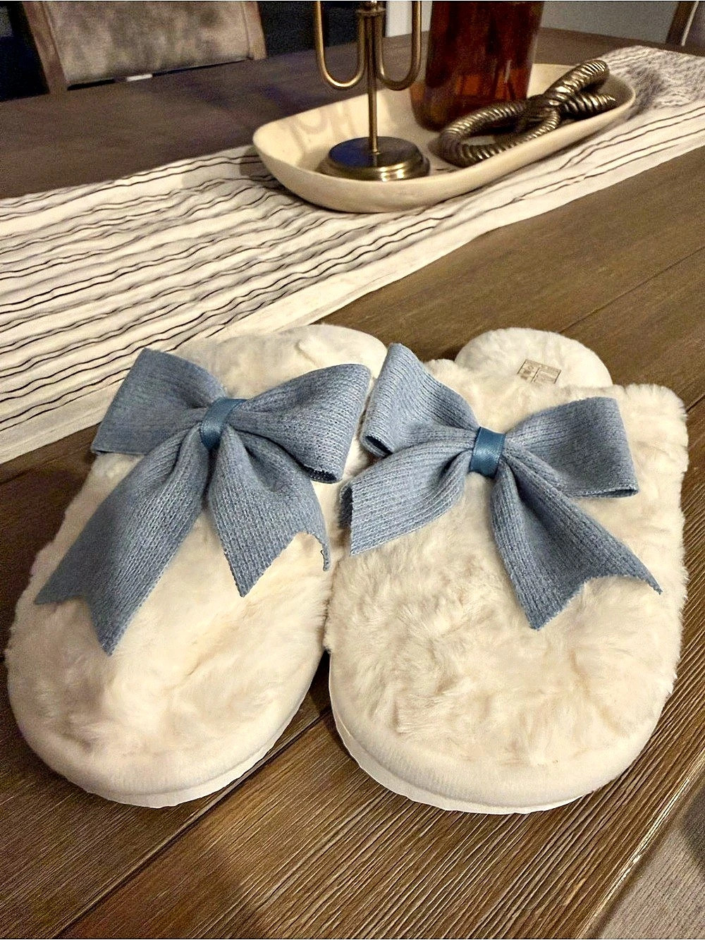 Casa Clara Remi Slide Faux Fur Slippers White & Blue